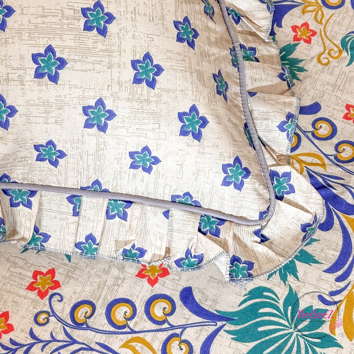 Royal Maroon Paisley Cotton Frill Bedsheet