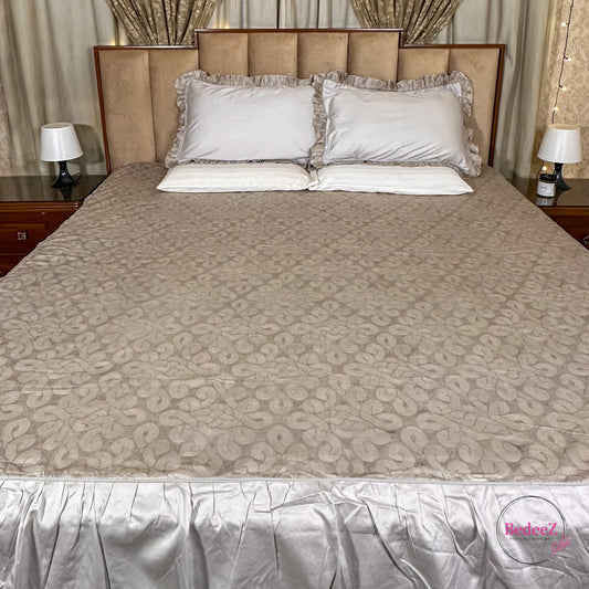 Elegance Taupe Frill Double Bedsheet Set (1)