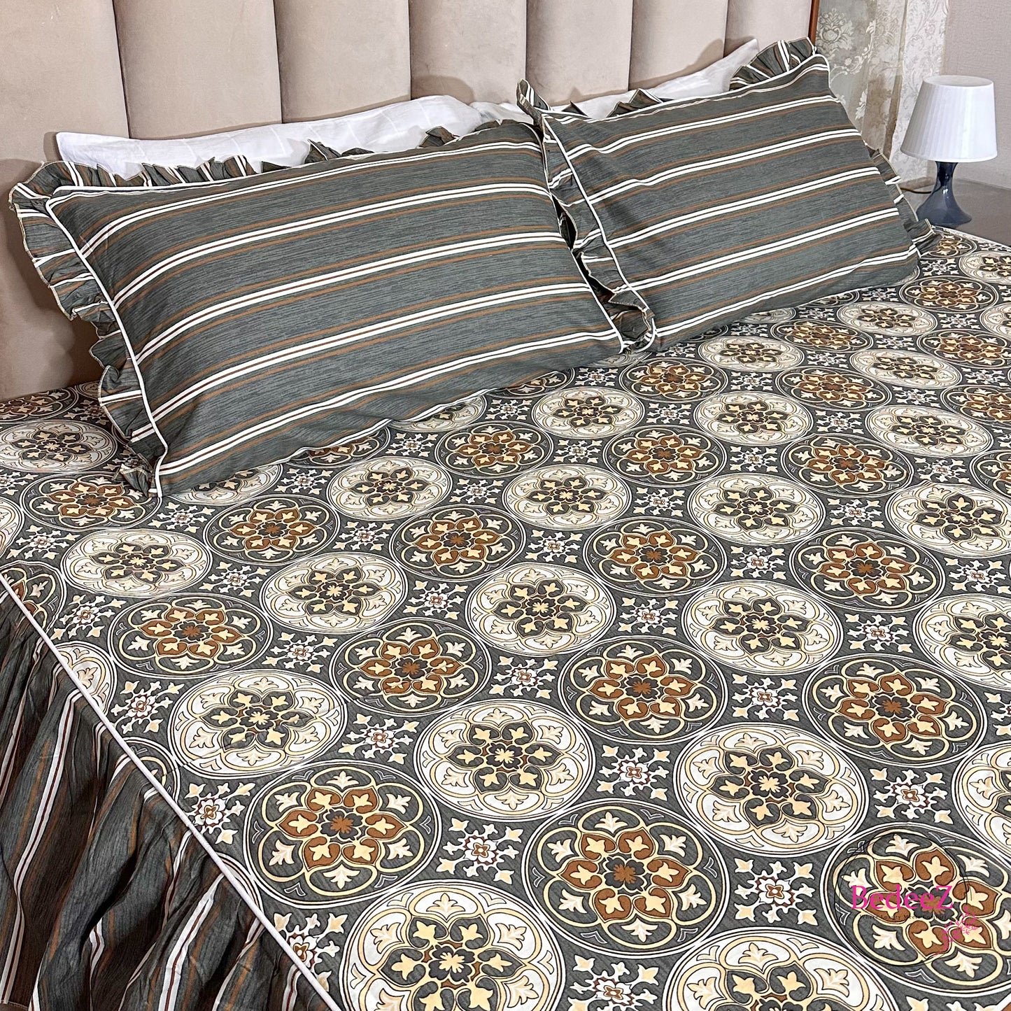 Slate Medallion Cotton Frill Bedsheet