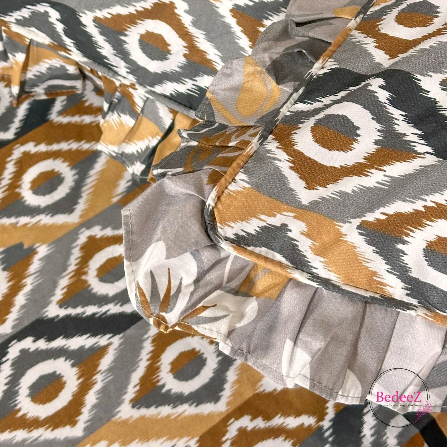 Slate Diamond Cotton Frill Bedsheet