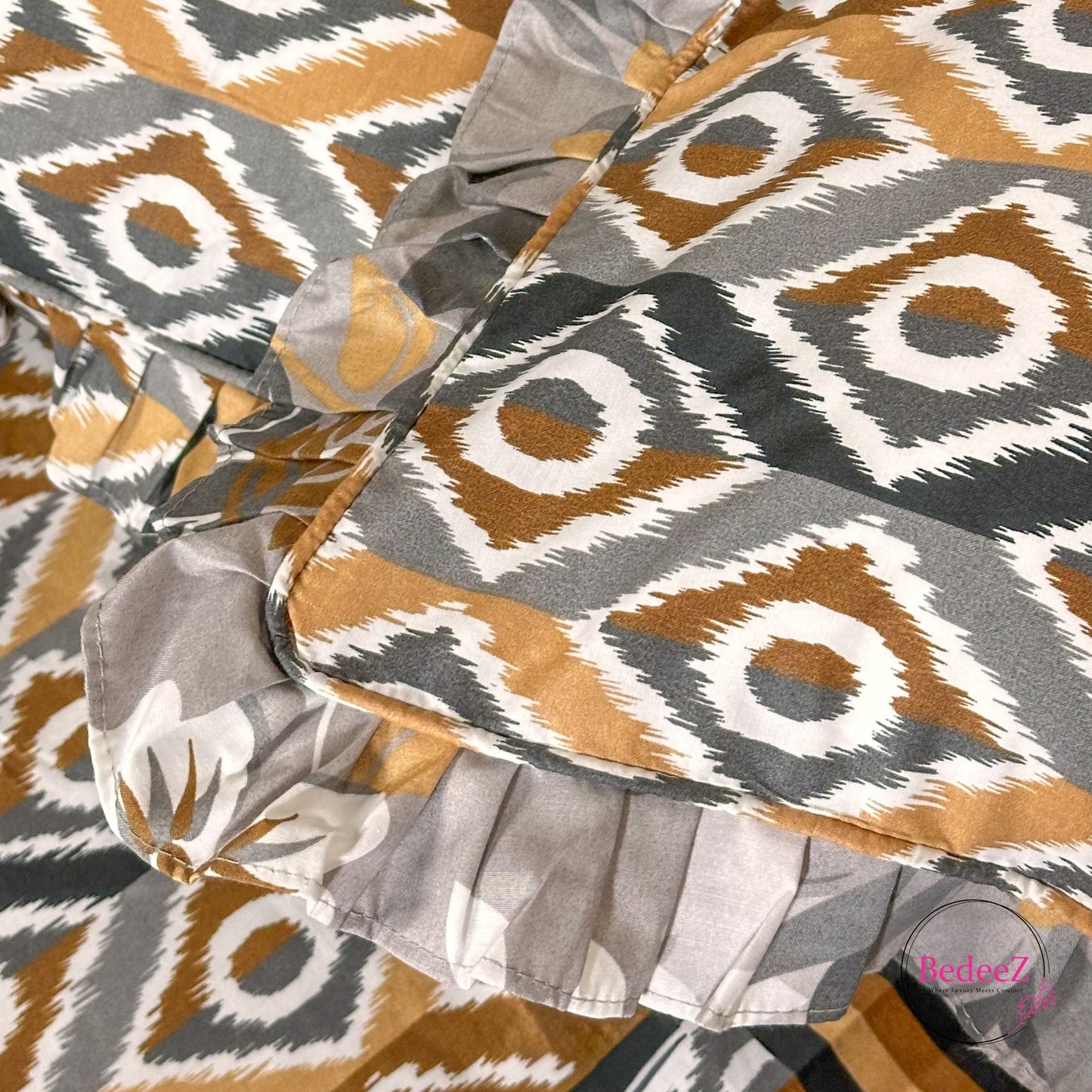 Slate Diamond Cotton Frill Bedsheet
