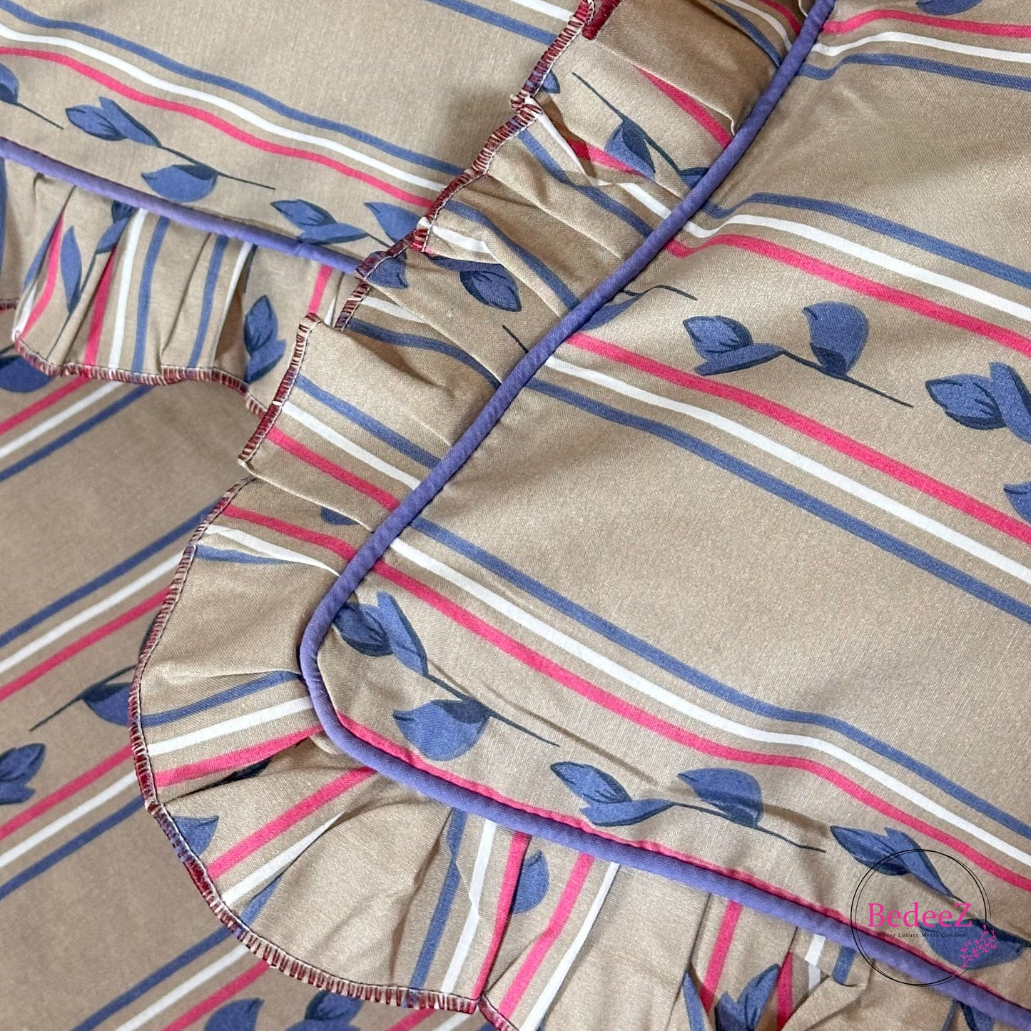 Mauve Bloom Cotton Frill Bedsheet