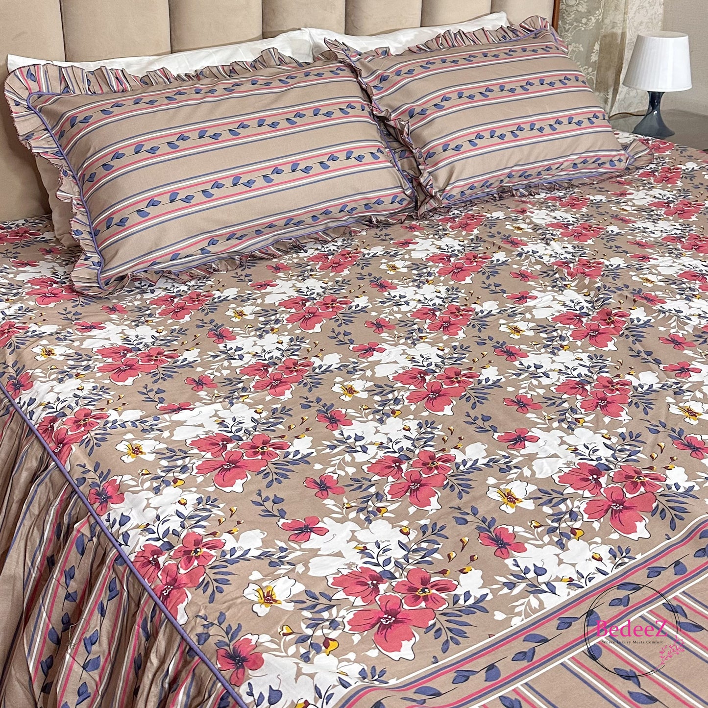 Mauve Bloom Cotton Frill Bedsheet