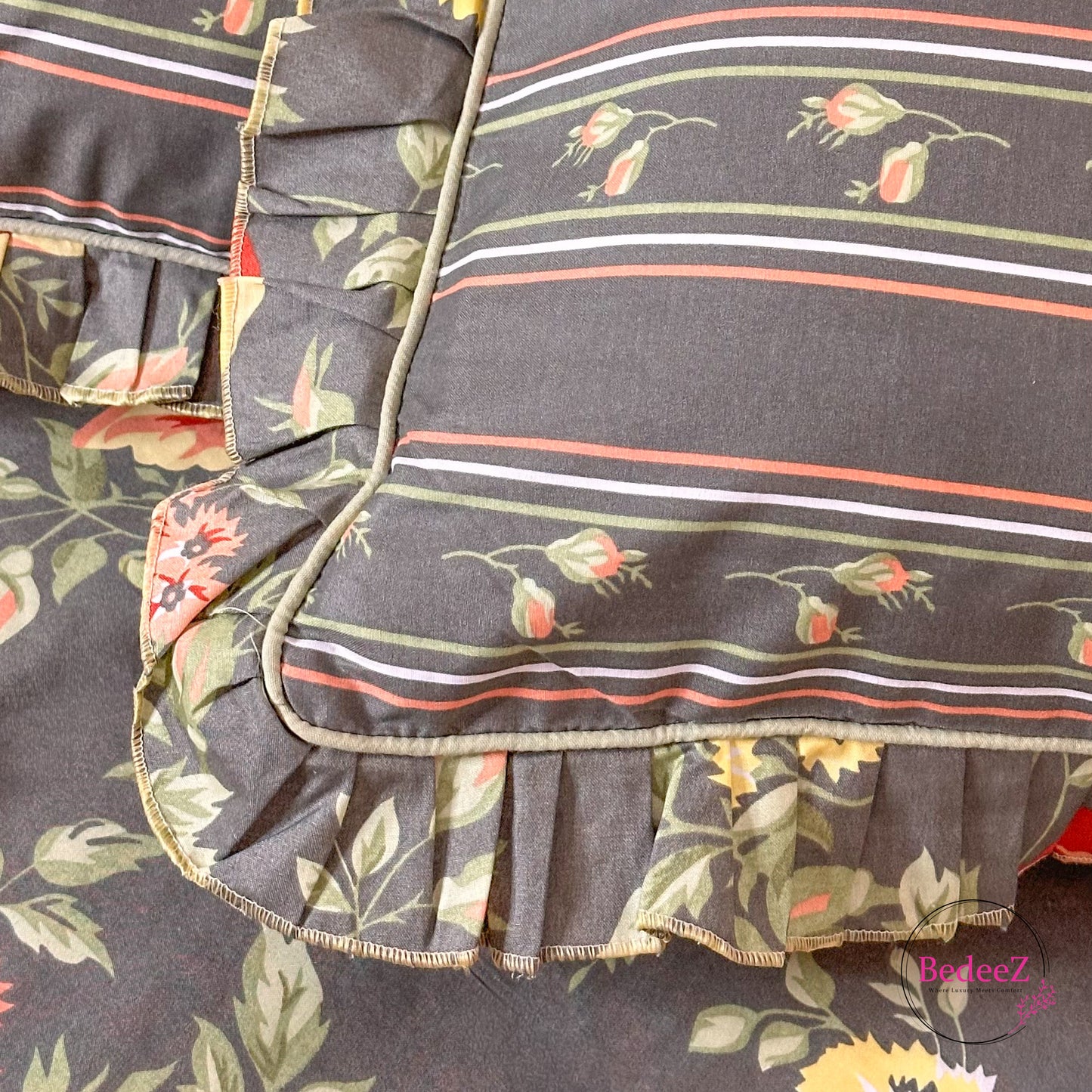Scarlet Heritage Cotton Frill Bedsheet