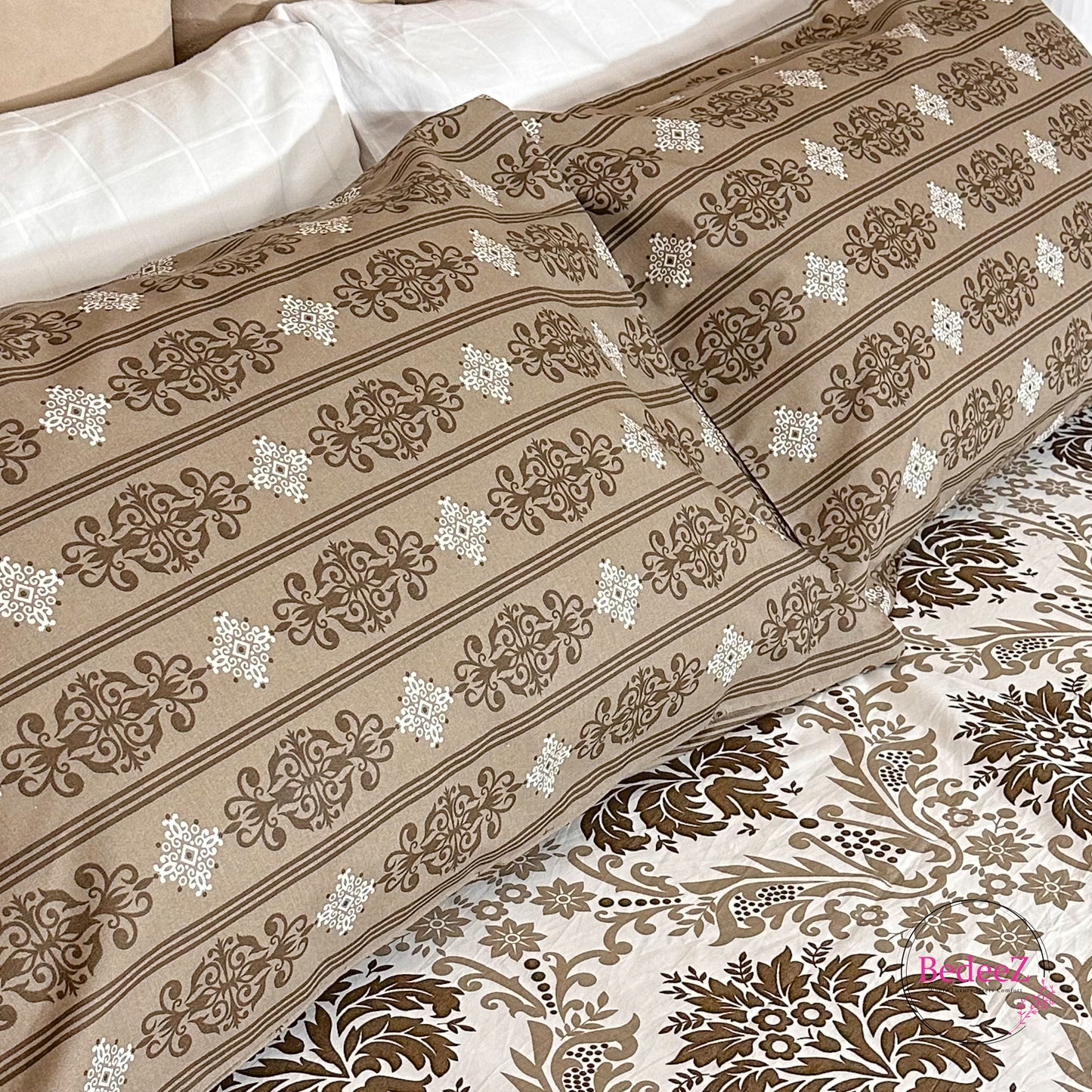 Royal Walnut Damask Cotton Double Bed Bedsheet